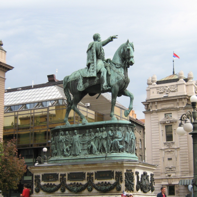  споменик кнезу Михаилу у Београду  